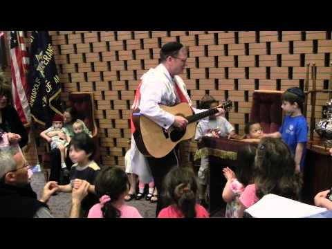 Hands on Shabbat led by Rabbi Moshe Weisblum