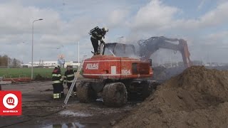 preview picture of video 'Graafmachine in vlammen op | Woerden.TV'
