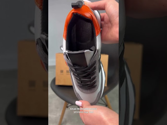 Чоботи жіночі шкіряні байка хутро 592641 Чорний Кросівки жіночі шкіряні 587954 Сірі чорні