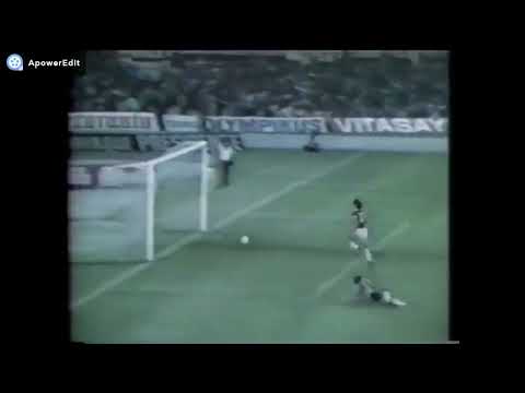 1980 - Gol de Reinaldo contra o Internacional (Semifinal - Ronan Ramos/TV Itacolomi)