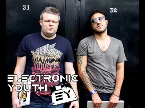 Electronic Youth - Me & U (Original Mix) [Maquina Music]