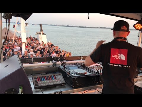 download lagu mp3 mp4 Koi Goa, download lagu Koi Goa gratis, unduh video klip Koi Goa