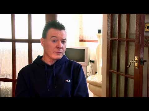 Spotting mouth cancer signs and symptoms early -- Mike's story -- Cancer Research UK