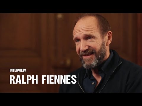 RALPH FIENNES about EUGÈNE ONÉGUINE (interview)