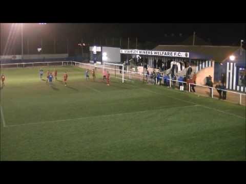 05/04/2017 Staveley MW v Afc Mansfield Tyla Bell header