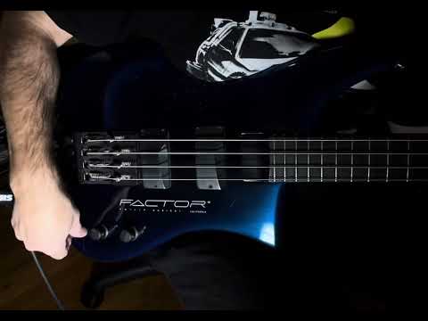Kubicki Factor Bass / Pre Fender 1986 18V Model / Video image 9