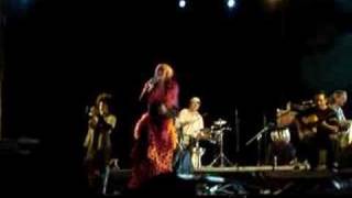 Ojos de Brujo - Sultanas de Mercadillo