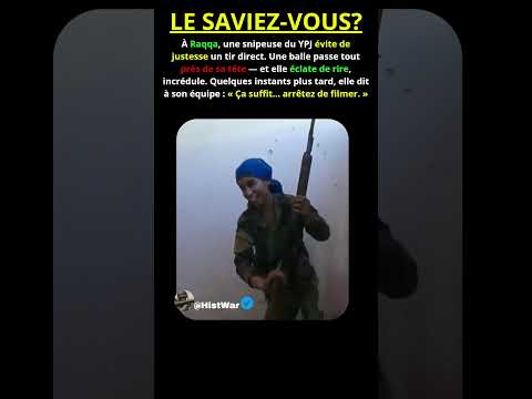 A quelques centimètres de sa tête ...!😰