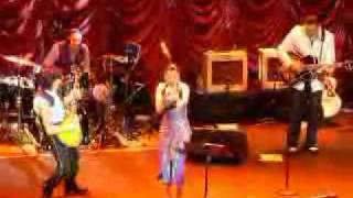 Tiger Rag - Jeff Beck and Imelda May Band.WMV