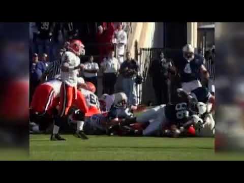 LaVar Arrington jumps over Illinois offensive line to stuff a run play