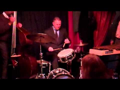 Joe Farnsworth drum solo - Linda's Jazz Nights