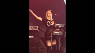 Everybody Look At Your Hands - Sahara Sloan 🔥 Men Without Hats   #80s #live  #concert