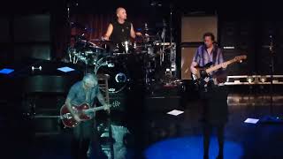 LAY DOWN - PAT BENATAR &amp; NEIL GIRALDO