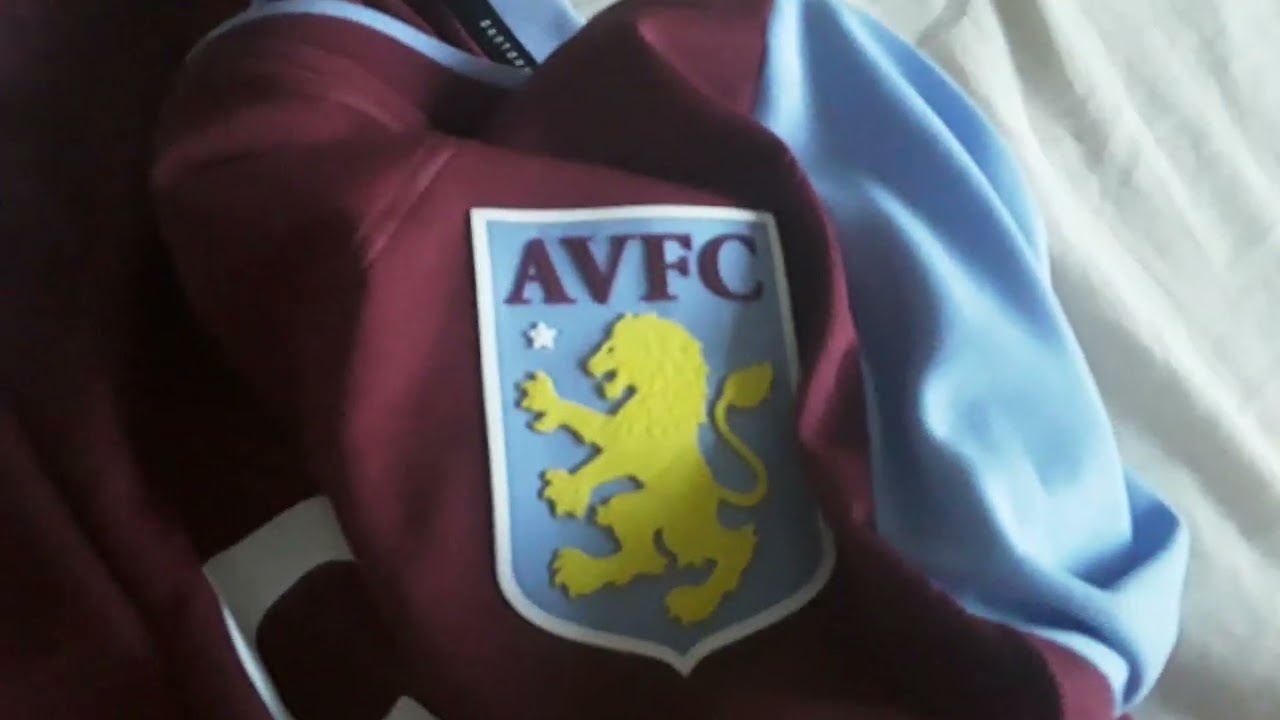 Reviewing the 22/23 aston villa home shirt 🤩🤩 (first video) @avfcofficial