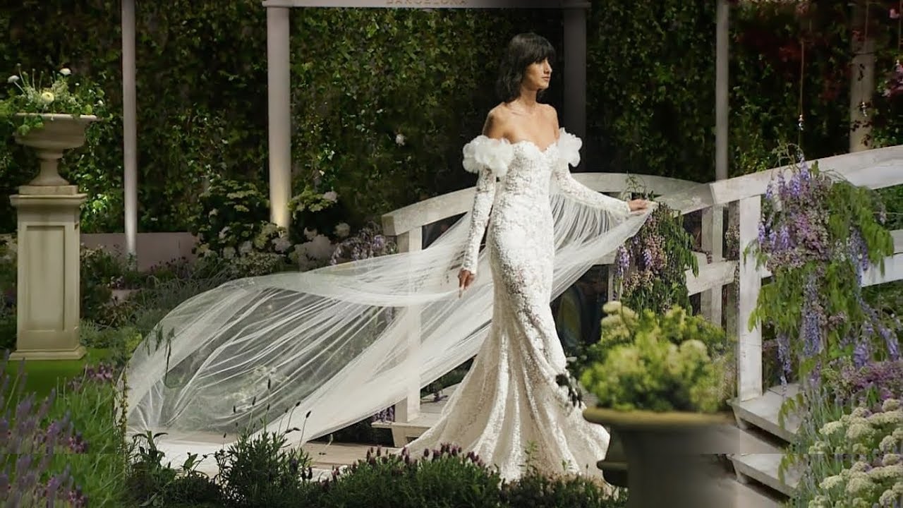 Pronovias - Barcelona Bridal Fashion Week 2018