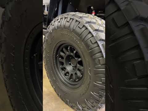 From stock, to Black Rhino RAPID 18” Wheels wrapped in 38” Nitto Trail Grappler Tires #jeep