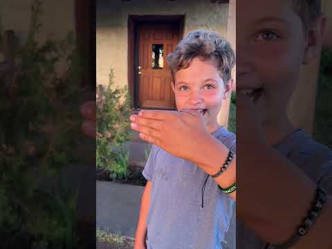 👍Thumb Trick! #kidsfun