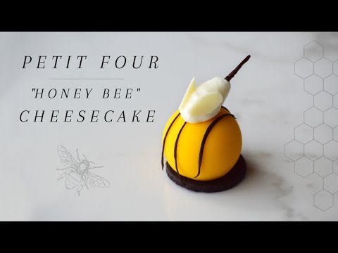 , title : 'PETIT FOUR CHEESECAKE AL MIELE 🍯 " Honey Bee " 🐝 | Denise Castagno |'