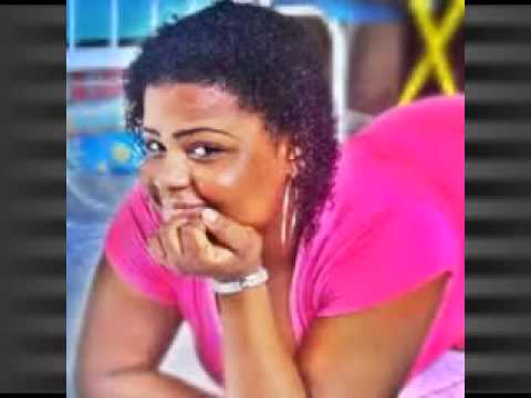 Mc Beré & Mc Carol - Ta Carente