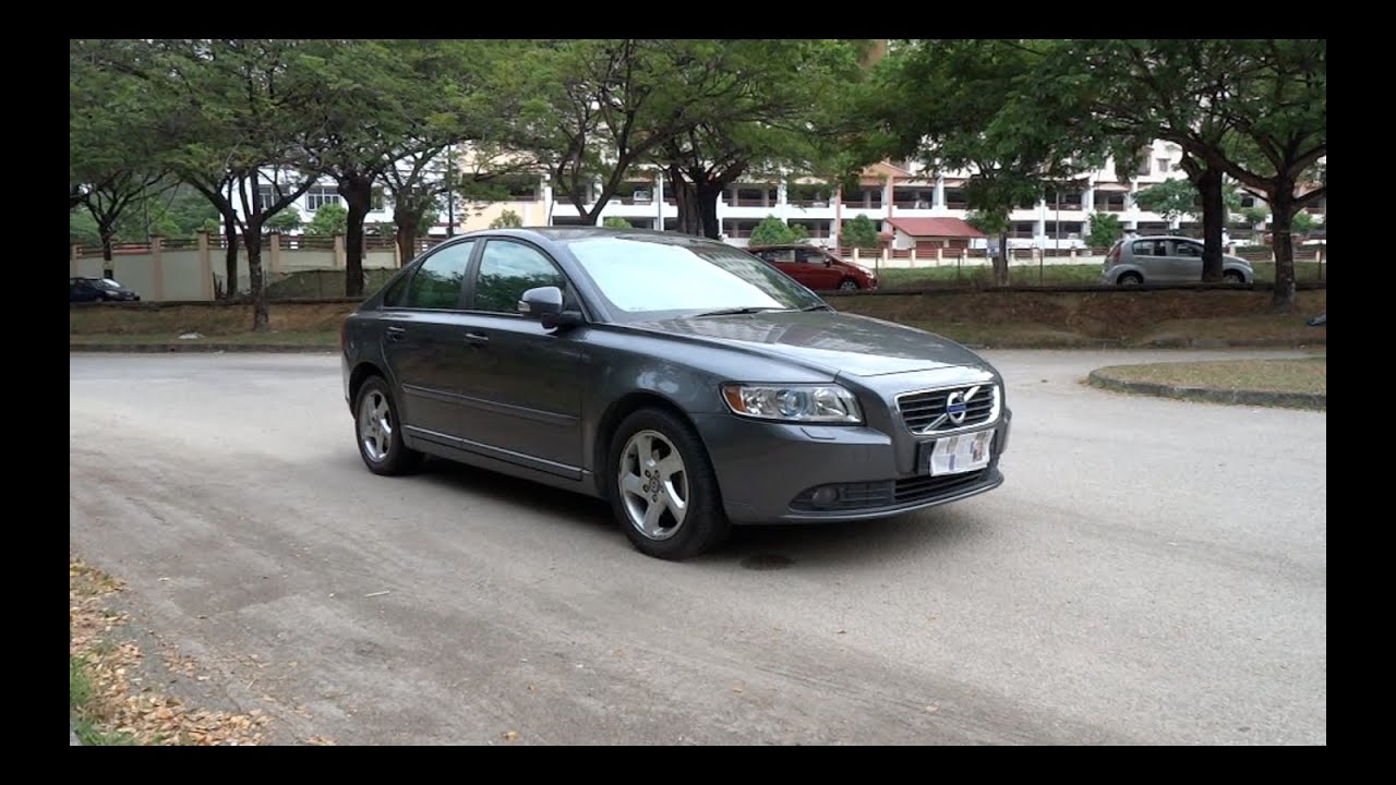 2011 Volvo S40 2.0 Start-Up and Full Vehicle Tour