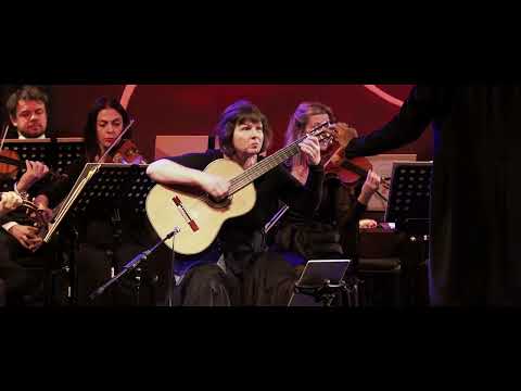 Irina Kircher plays the grand Tango en Skai by Roland Dyens with Orchestra