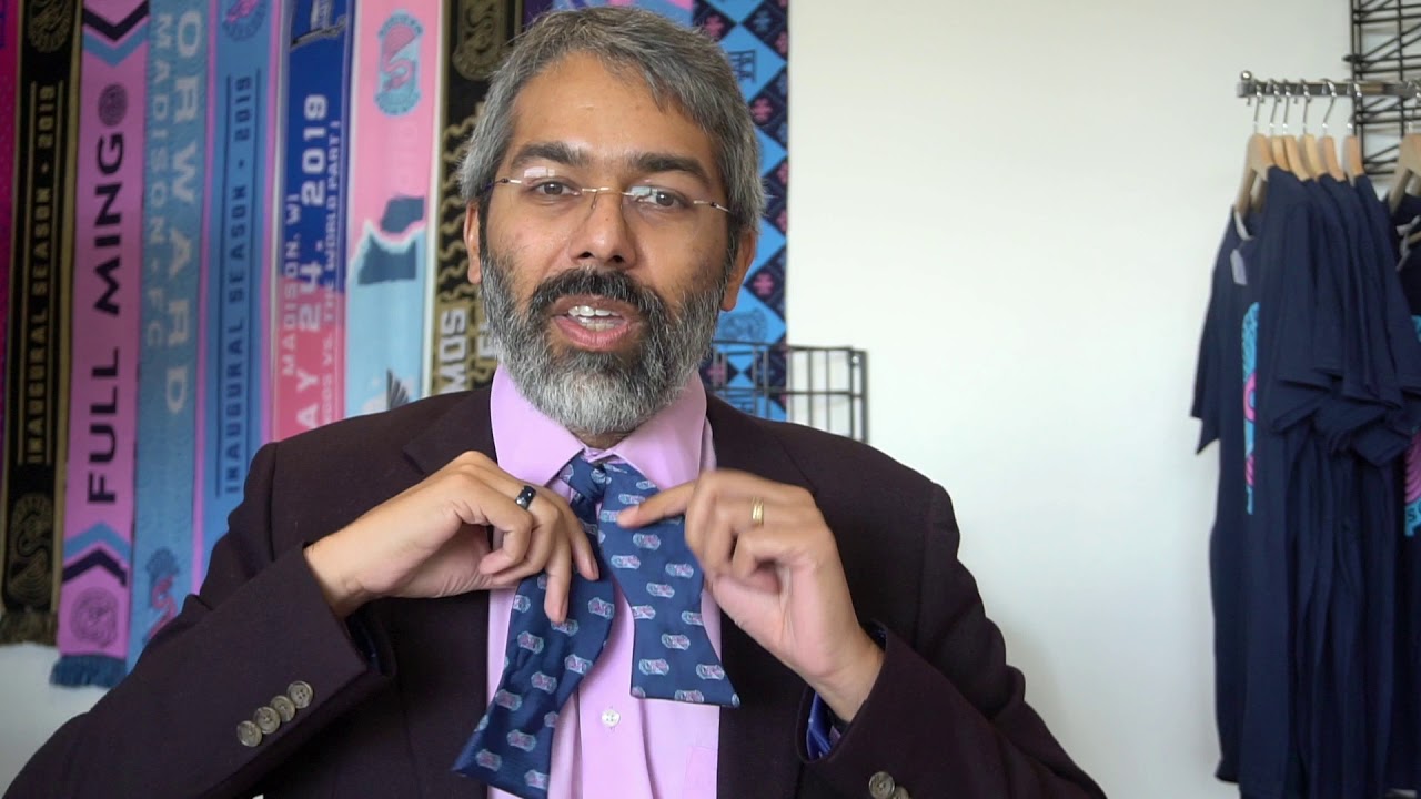 How to tie a bowtie with Dipesh Navsaria