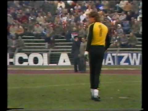 BL 82/83 - FC Schalke 04 vs. 1.FC Köln 1:4