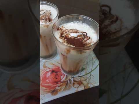 Cold Coffee With Icecream #shorts #ytshorts #coldcoffee #recipe #cookwithroopam