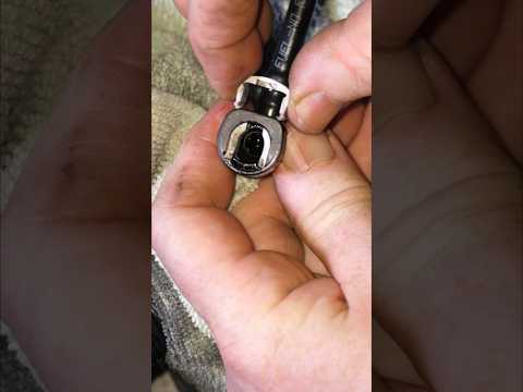 Fuel Pipe Connector #shorts #mechanic #howto