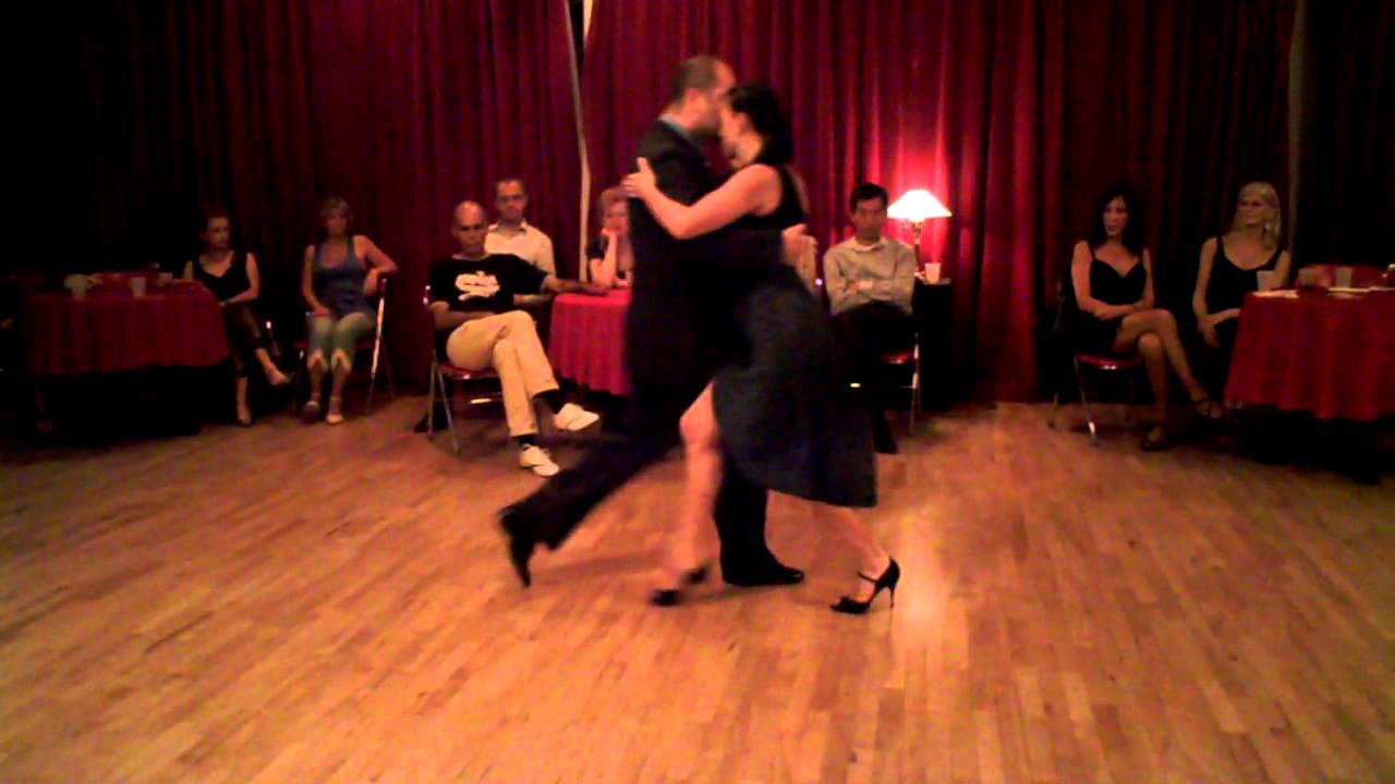 Argentine tango: Natasha Agudelo & Diego Benavidez - Junto a tu corazon