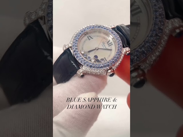Vídeo relacionado con ROUREOX Set Caja Reloj Fina Mujer Azul Noche Estuche Polipiel Largo Bolsa Presentación Joyería Carpeta Documentación para Chopard Happy Diamonds