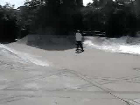 Skating To The Bowl - Kronik Boardz