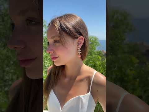 Серьги Шанель с камнем и россыпью циркония, позолота 18к - фото 1 - id-p2296740491