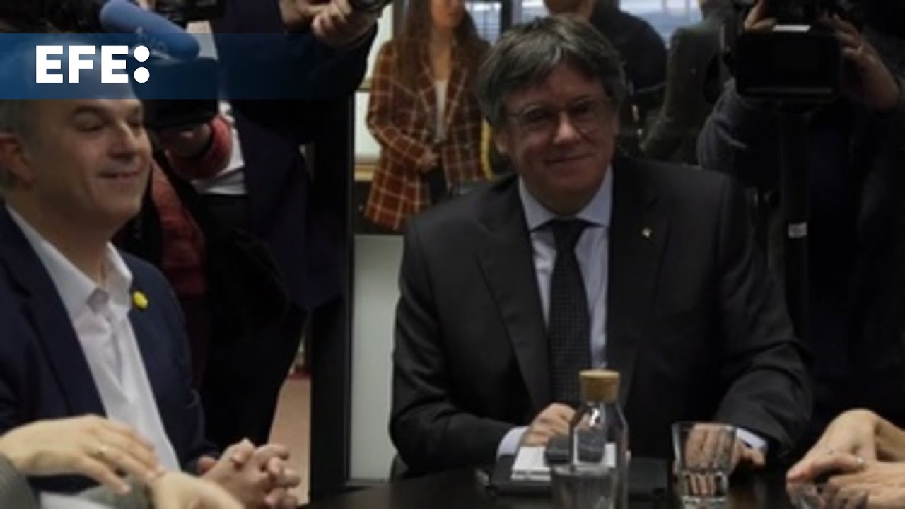 Carles Puigdemont suspende las negociaciones con el PSOE