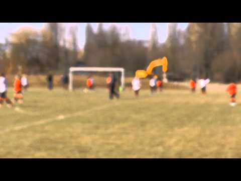 6 april 2013 VV De Meern E5 - VV De Meern E7 com 10-1 Doelpunt Driss