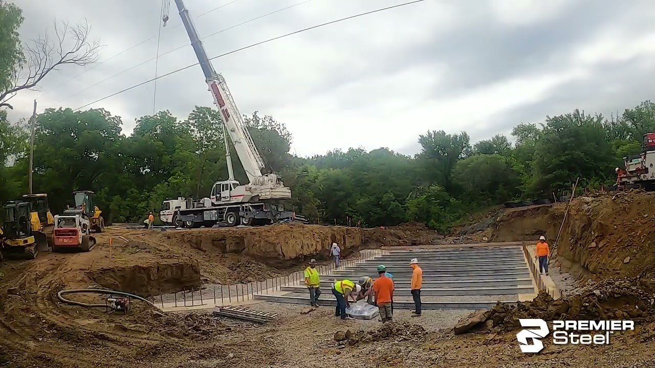 Fast Cast Bridge Install: Greenleaf Road Timelapse