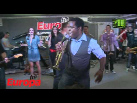 Europa FM LIVE in Garaj: Horia Brenciu - Turn the music on (Everybody dancin')