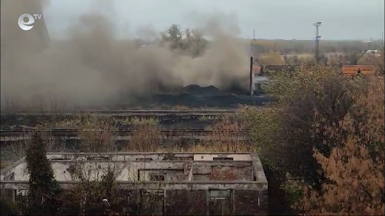 Черни облаци въглищен прах се стелят над Димитровград