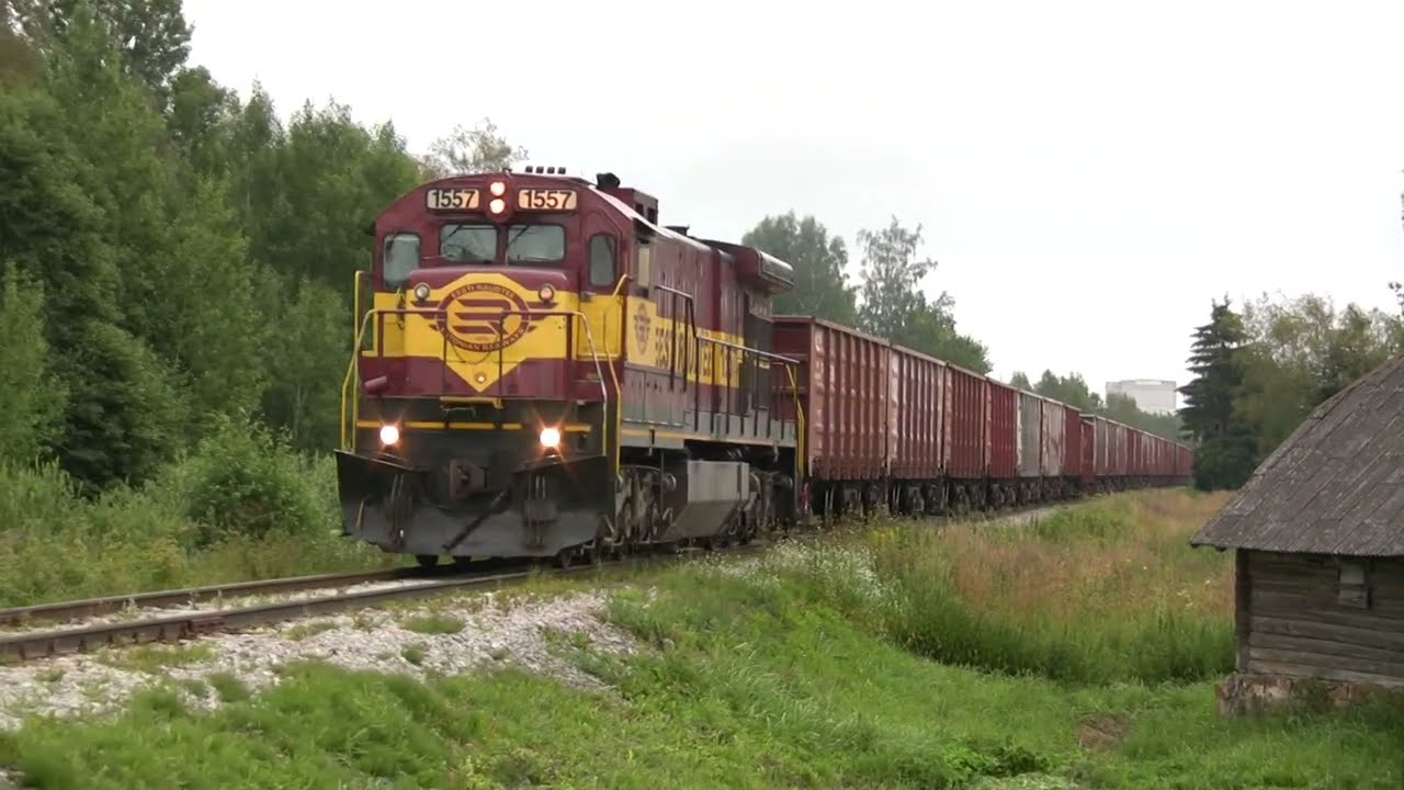 Тепловоз C36-7i-1557 на участке Пюсси-Майдла / C36-7i-1557 between Püssi-Maidla