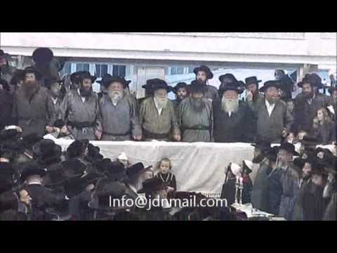 Zos Chanukah 5776 In With Toldos Aharon Rebbe