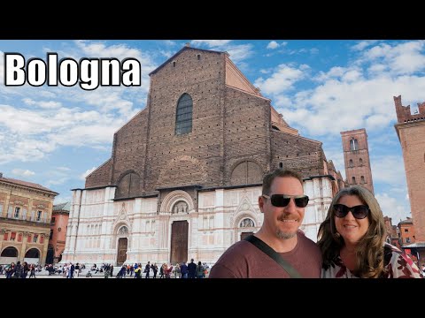 Ultimate Guide to the Foodie Capital of Italy - Bologna
