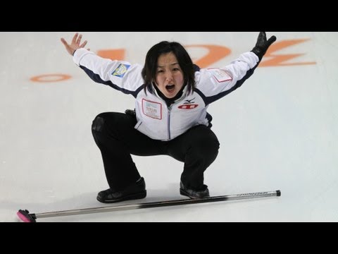 CURLING:World Women's Chp 2013 - Draw 12 JPN-SWE