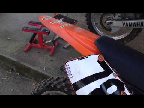 Ktm 125 sx Awesome 2 stroke sound!