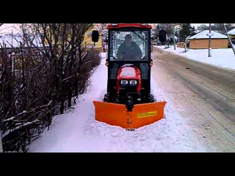 ČELNÍ SNĚHOVÁ ŠÍPOVÁ RADLICE RS 140/PX.avi