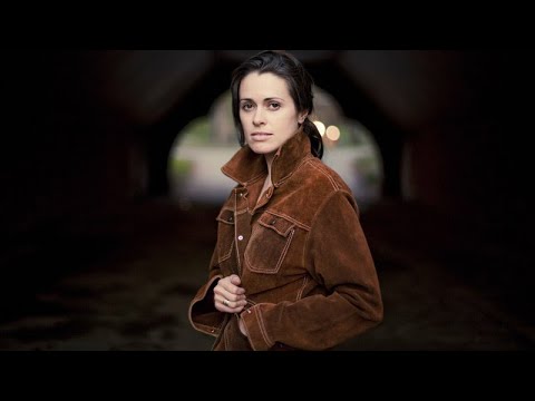 Caitlin Canty & Dave Senft - That Moon Song