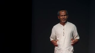 To be different is good | Jon Jandai | TEDxYouth@BangkokPrep