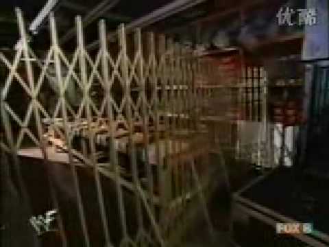 Smackdown! 7/26/01 (2/13)