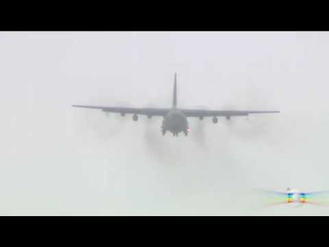 Galvão Bueno Chora com Chegada do Avião com os Corpos dos Jogadores