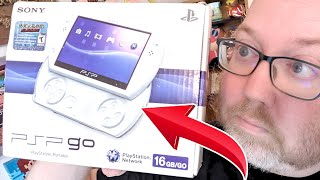 Buying a PSP Go in 2022 - Unboxing and Playing
