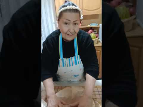 Rollè di pollo avvolto nel bacon, deliziosamente farcito!